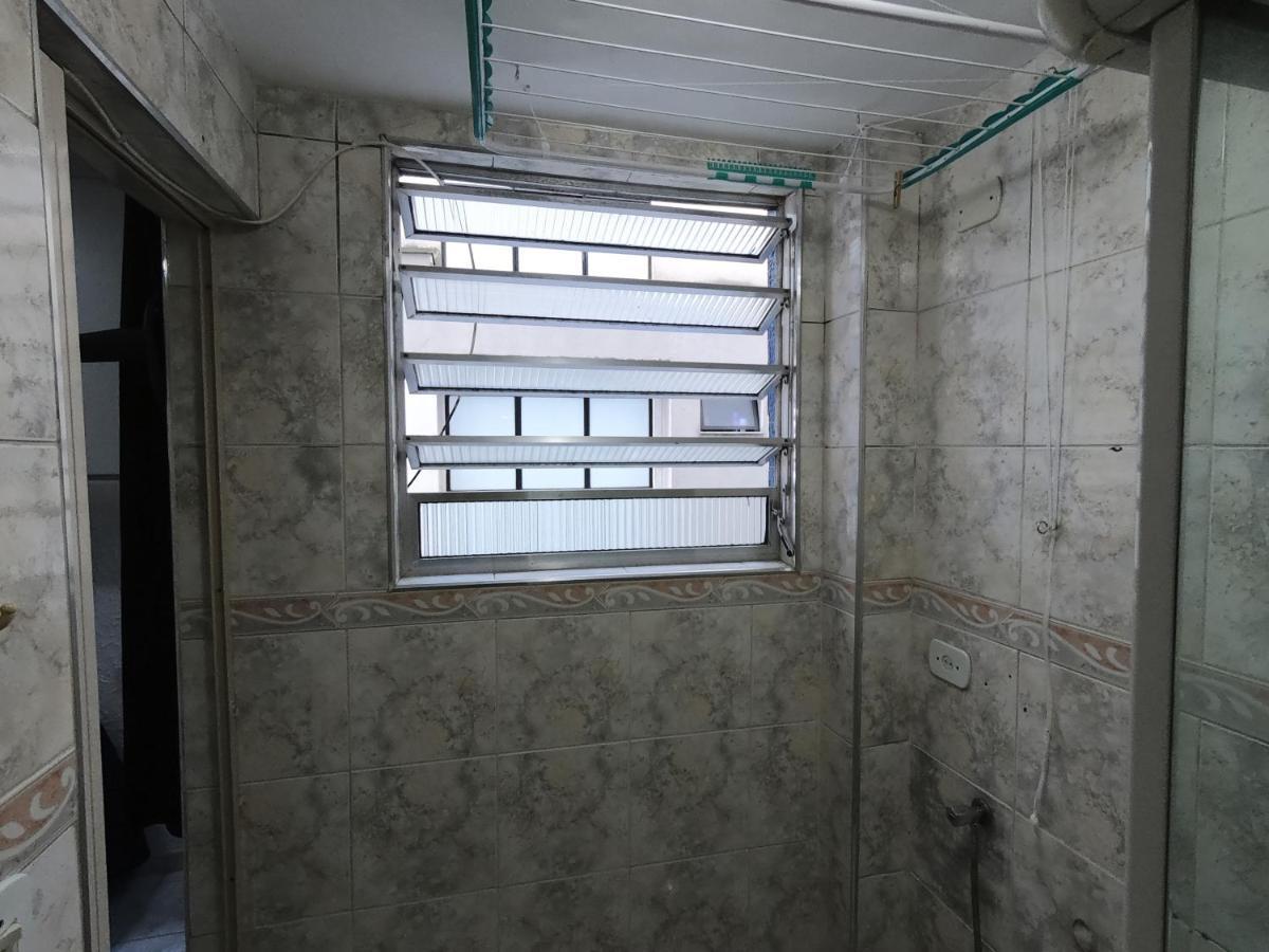 סנטוס Sala Living Em Predio Familiar Na Av Da Praia מראה חיצוני תמונה